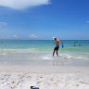 Meet your Posher, Evan